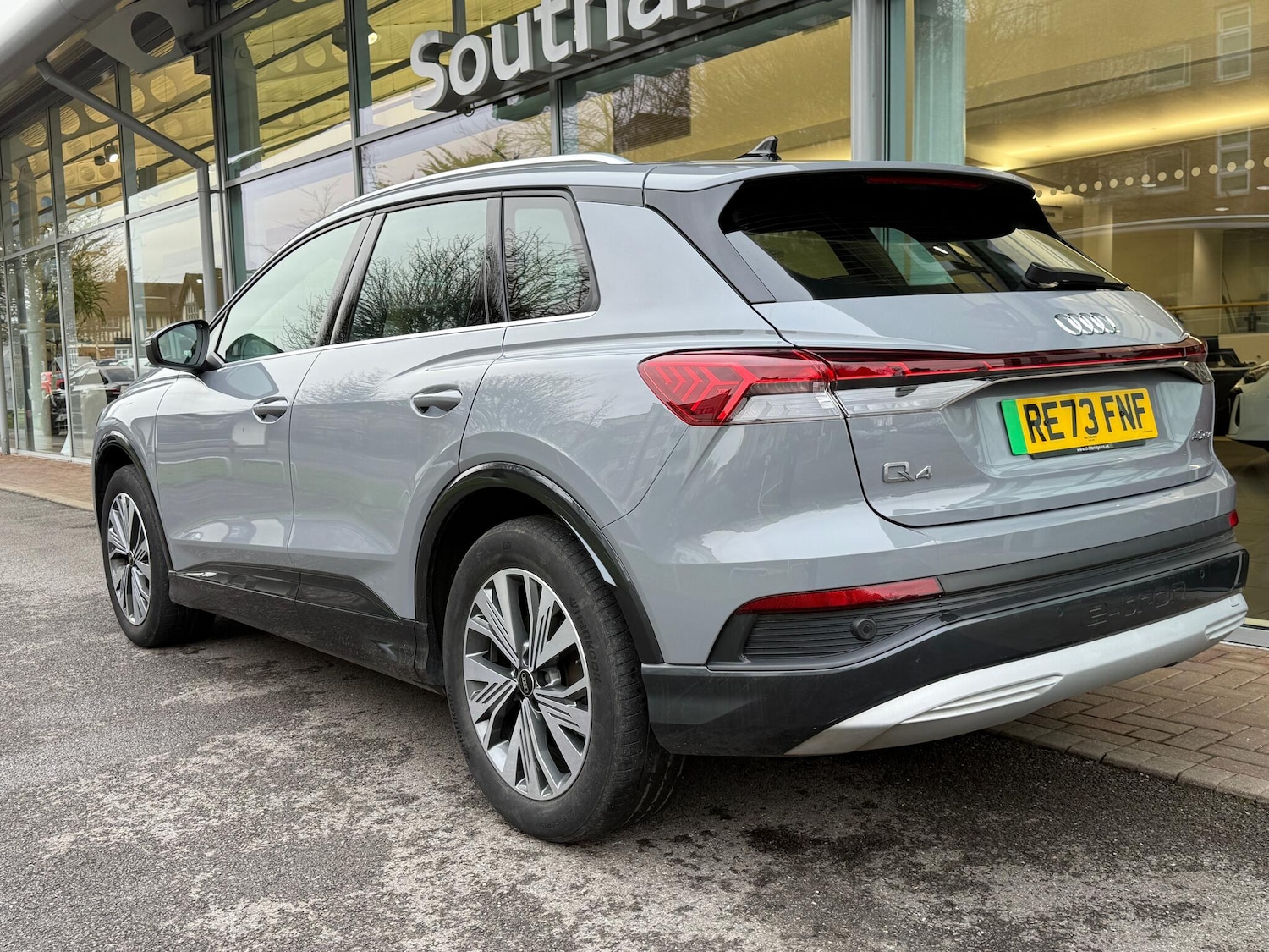 Used Audi Q4 e-tron 2023 for sale - 77696136: Photo 9