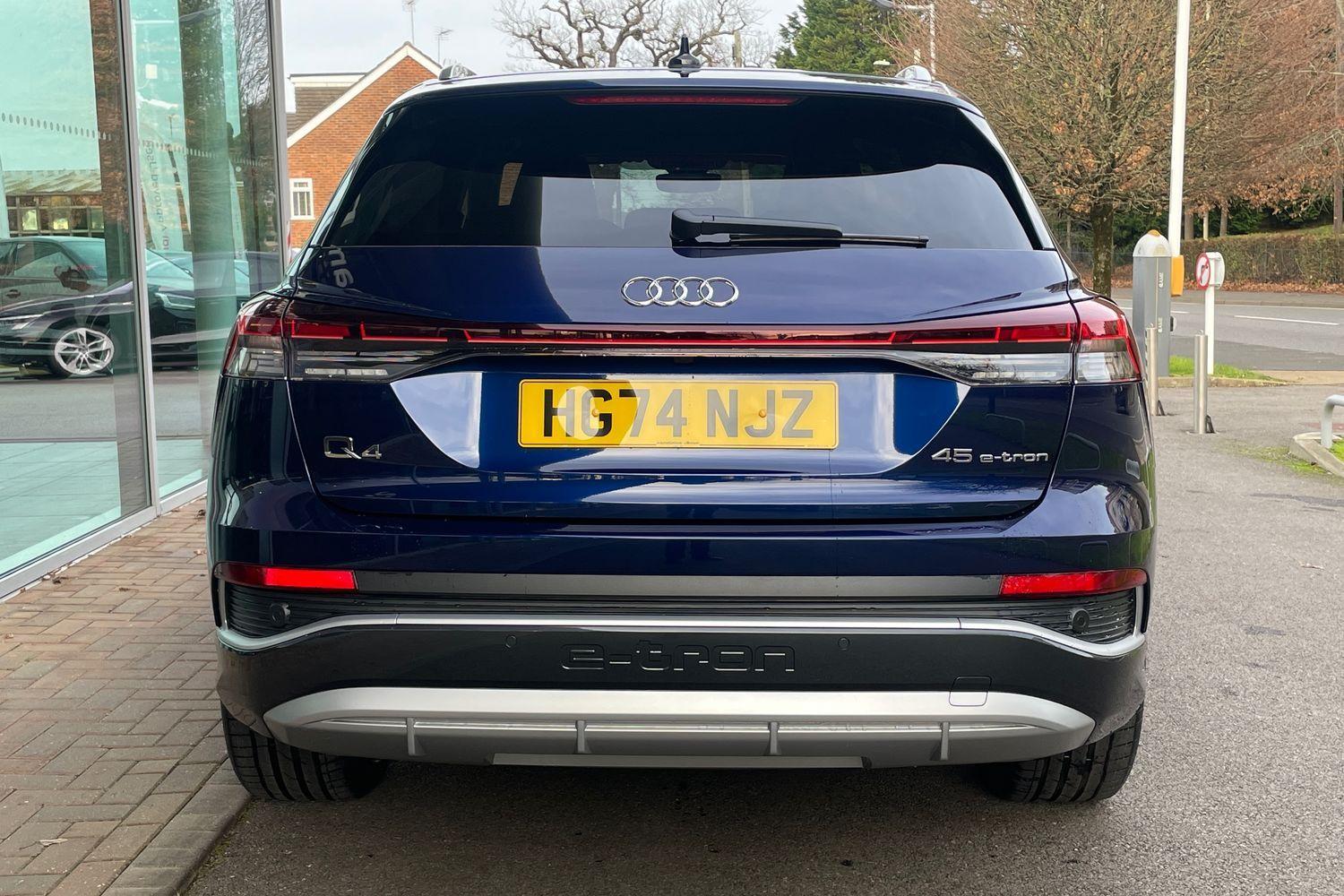 Used Audi Q4 e-tron 2024 for sale - 76371672: Photo 8