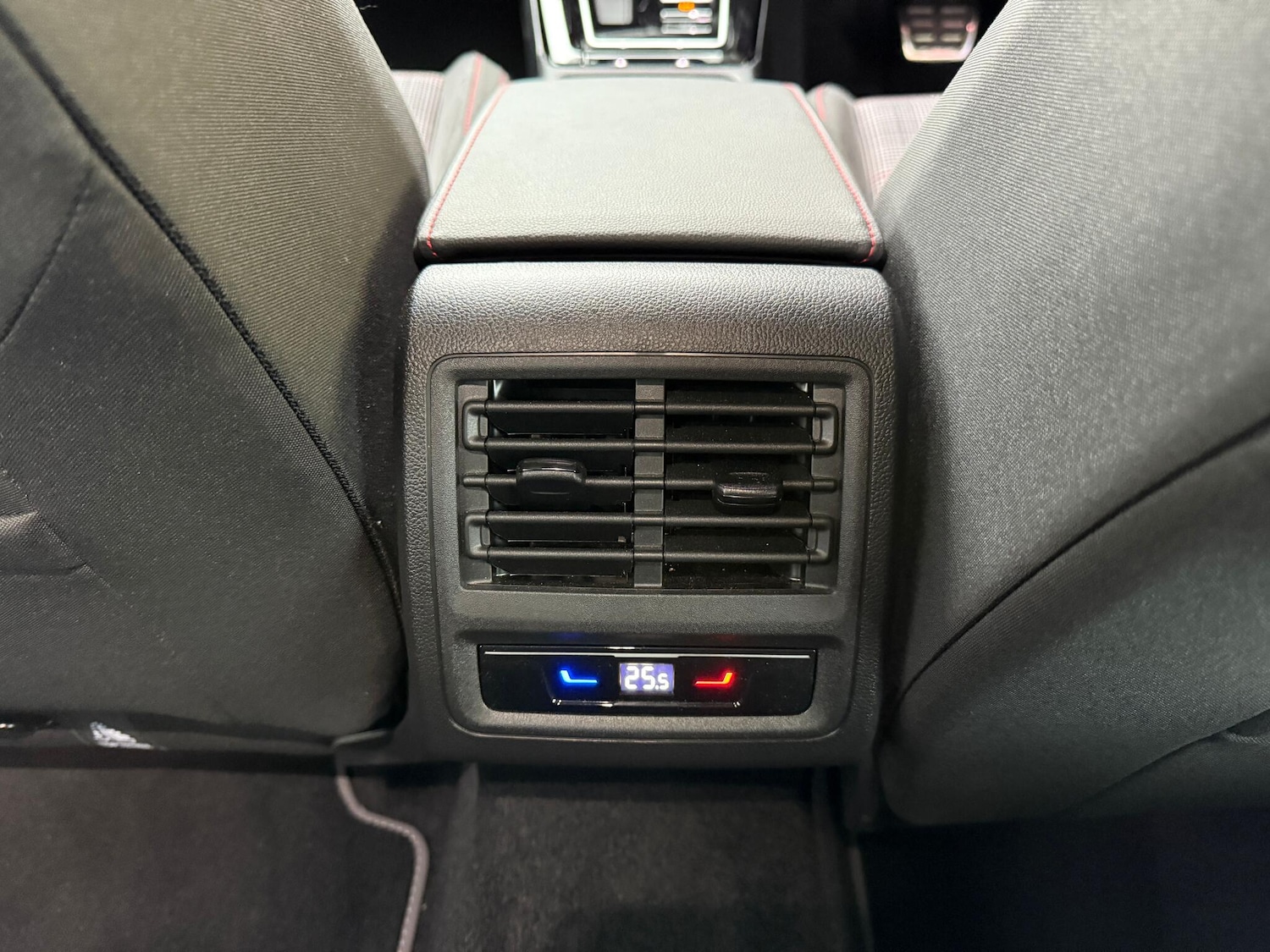 Used Volkswagen Golf for sale - 77305705: Photo 39