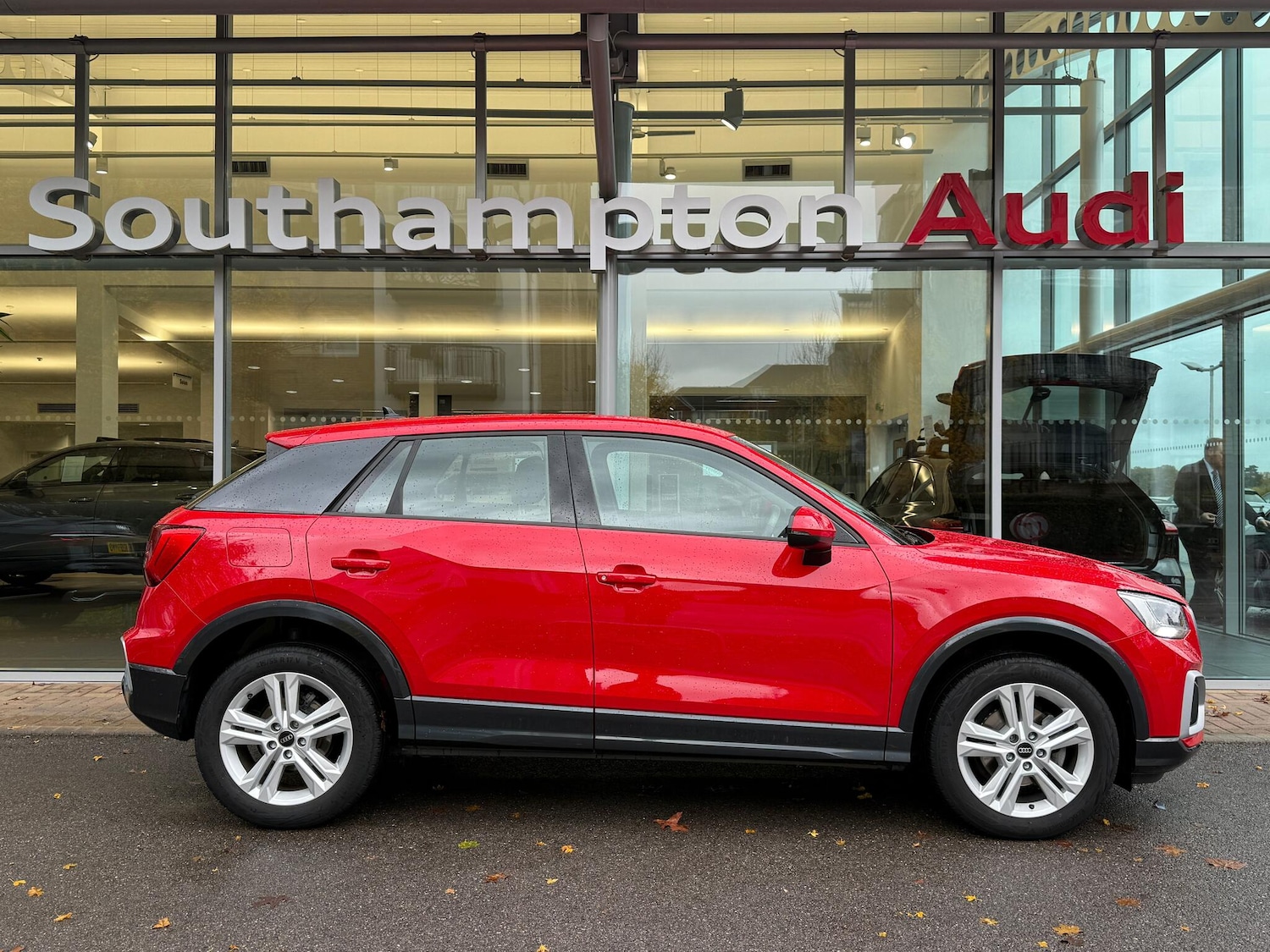 Used Audi Q2 2023 for sale - 76456876: Photo 2
