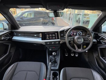 Used Audi A1 2020 for sale - 77695700: Photo