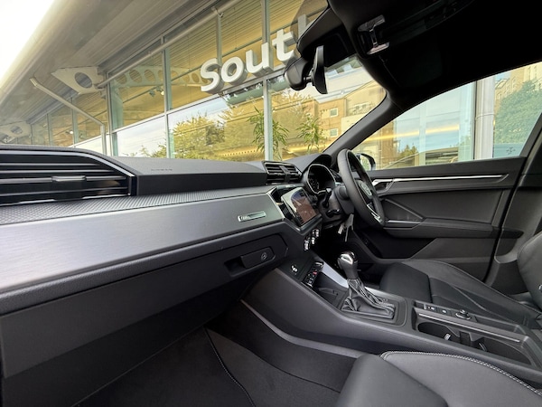 Used Audi Q3 2024 for sale - 76238907: Photo 10