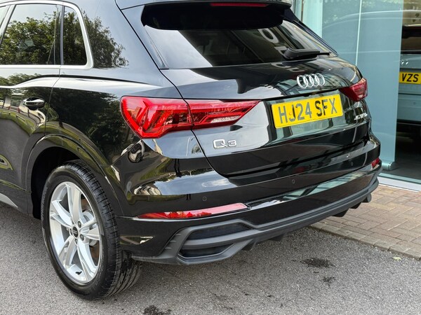 Used Audi Q3 2024 for sale - 76238907: Photo 50