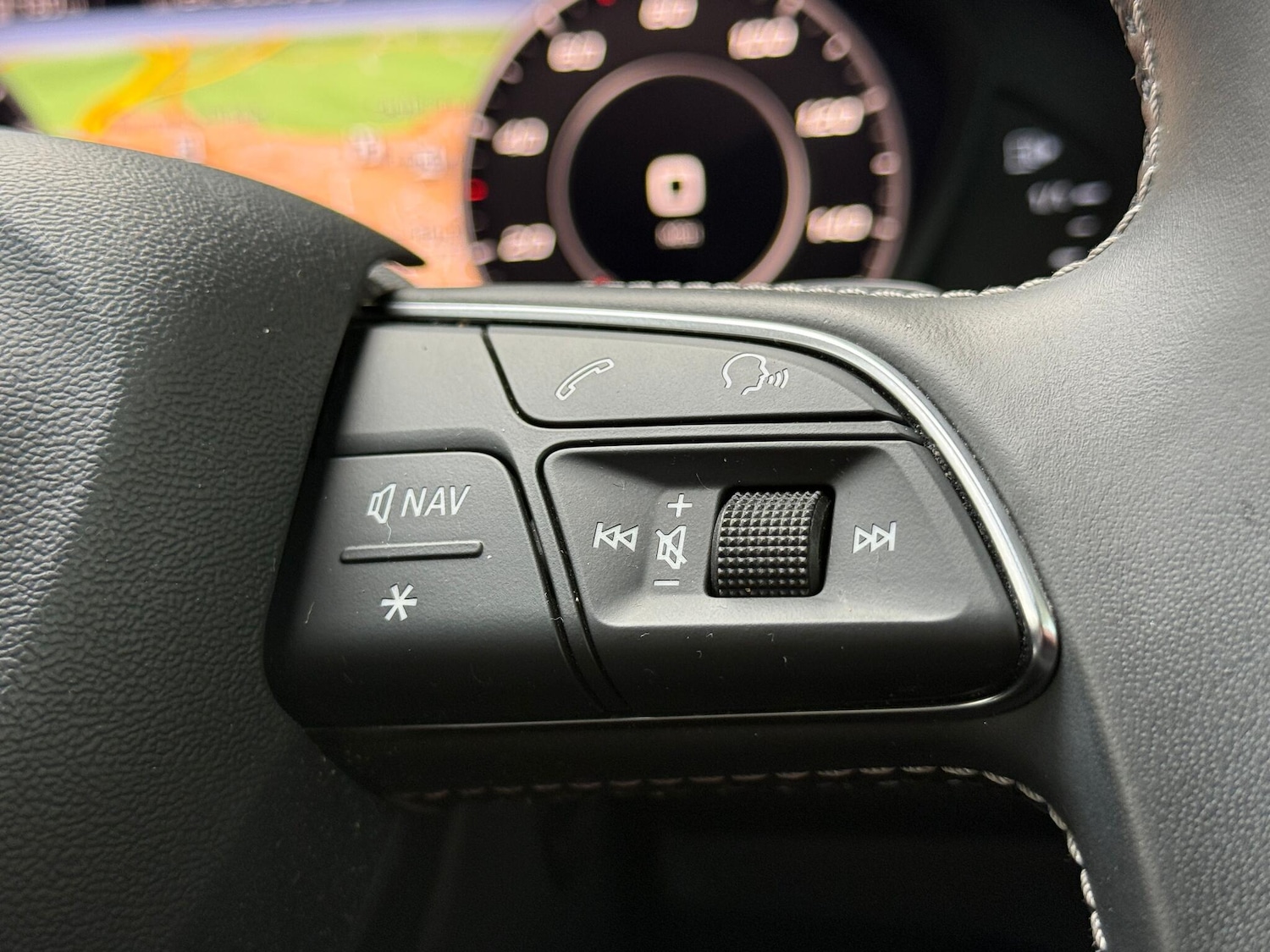 Used Audi SQ5 2017 for sale - 76549249: Photo 30