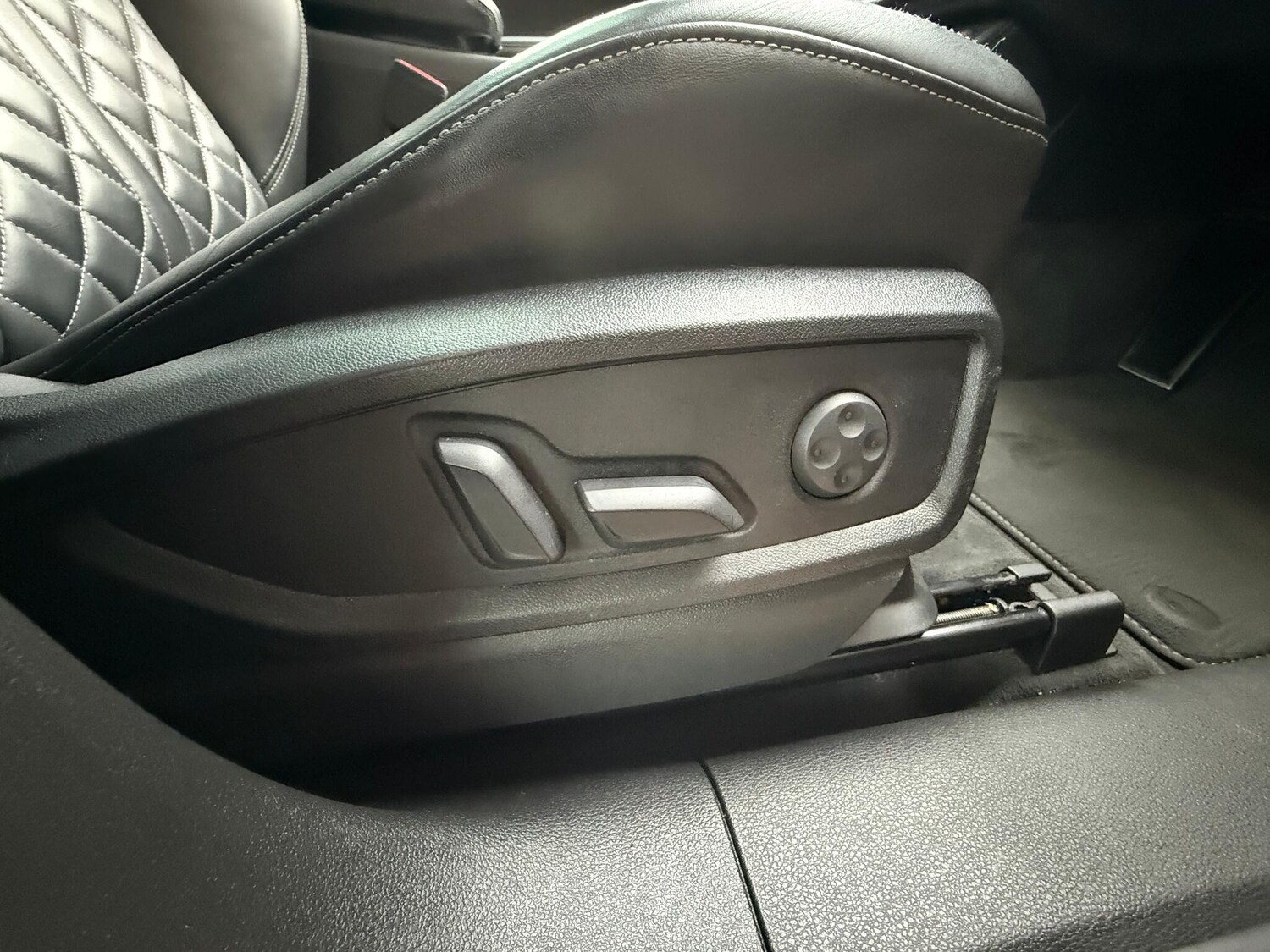 Used Audi SQ5 2017 for sale - 76549249: Photo 34