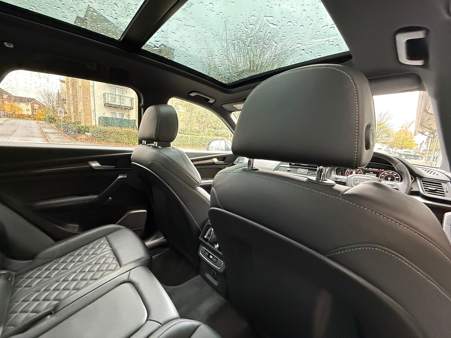 Used Audi SQ5 2017 for sale - 76549249: Photo 40