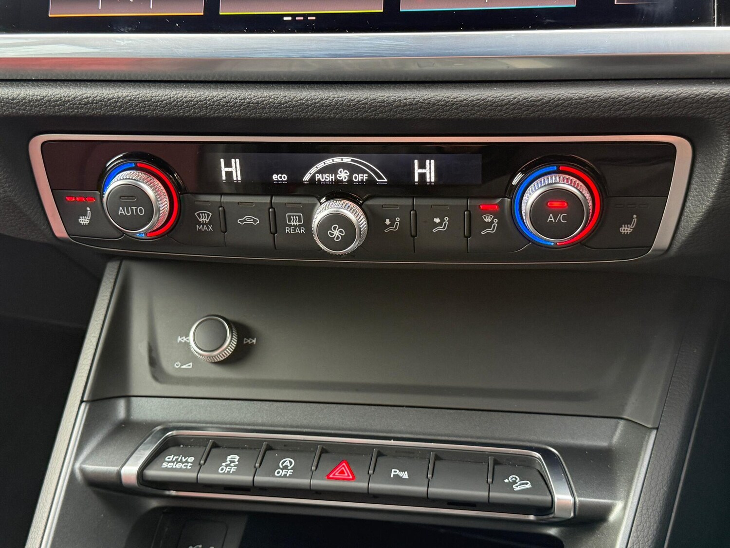 Used Audi Q3 for sale - 77550249: Photo 22