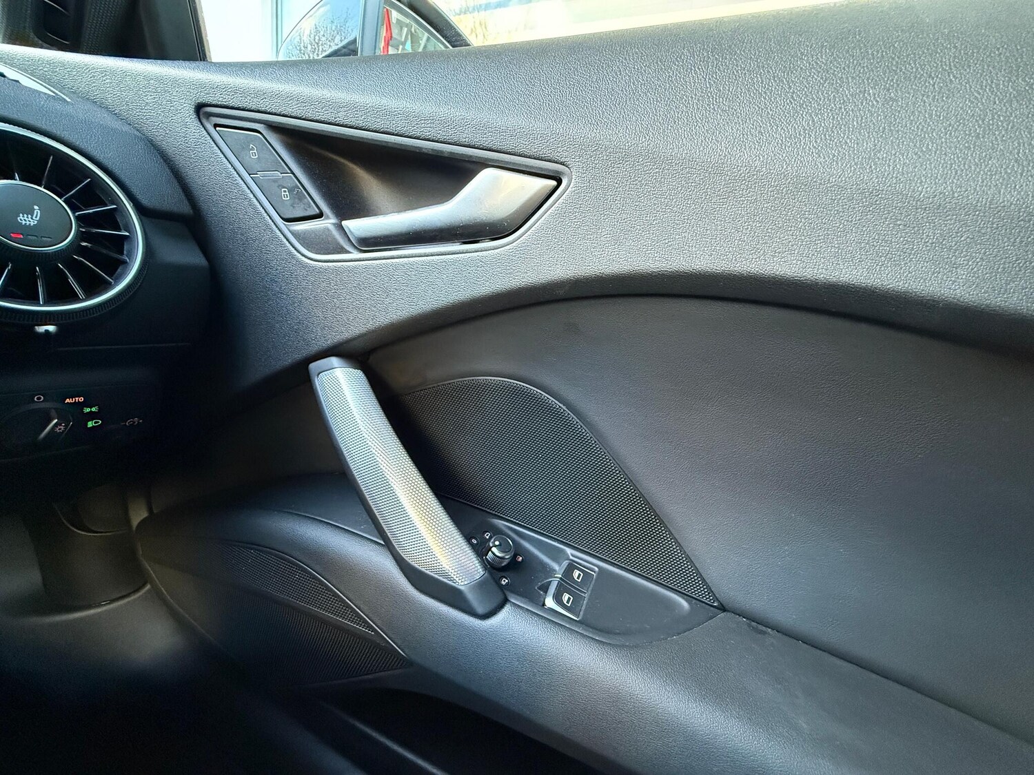 Used Audi TT 2023 for sale - 77441407: Photo 13