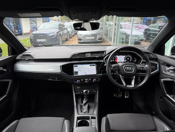 Used Audi Q3 2021 for sale - 76226693: Photo 3