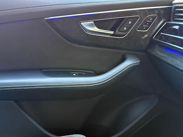 Used Audi Q7 2023 for sale - 76226675: Photo 32