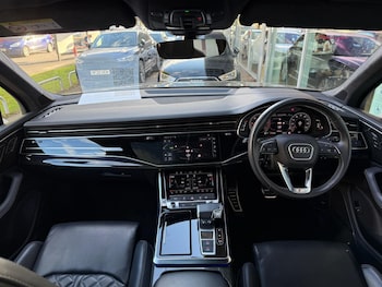 Used Audi Q7 2023 for sale - 76226675: Photo 3