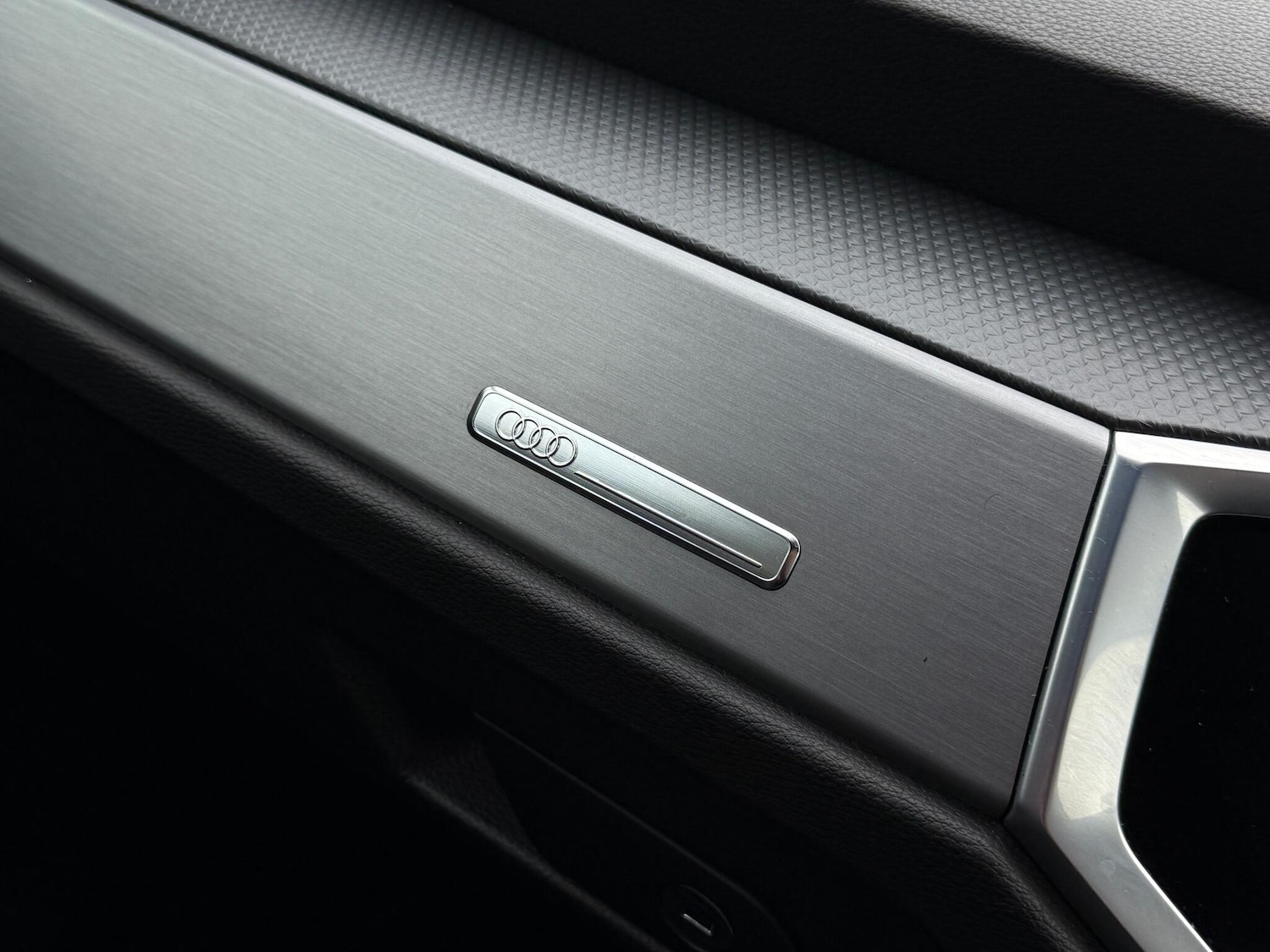 Used Audi Q3 for sale - 77175313: Photo 23