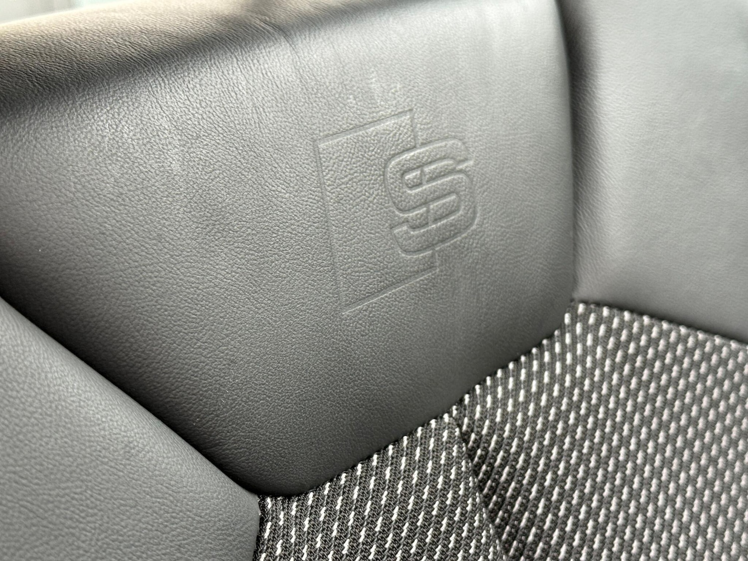 Used Audi Q3 for sale - 77175313: Photo 30