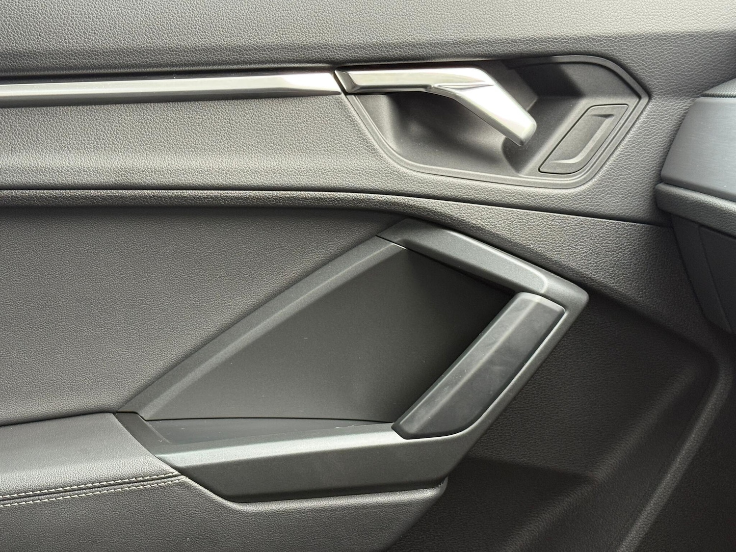 Used Audi Q3 for sale - 77175313: Photo 31