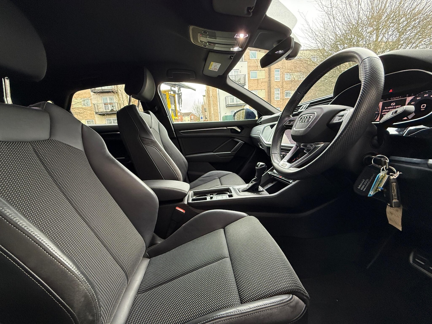 Used Audi Q3 for sale - 77175313: Photo 32