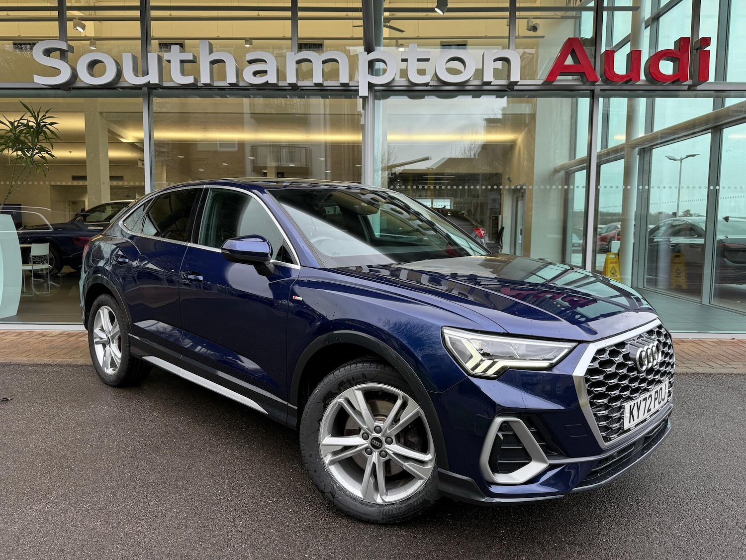 Used Audi Q3 for sale - 77175313: Photo 62