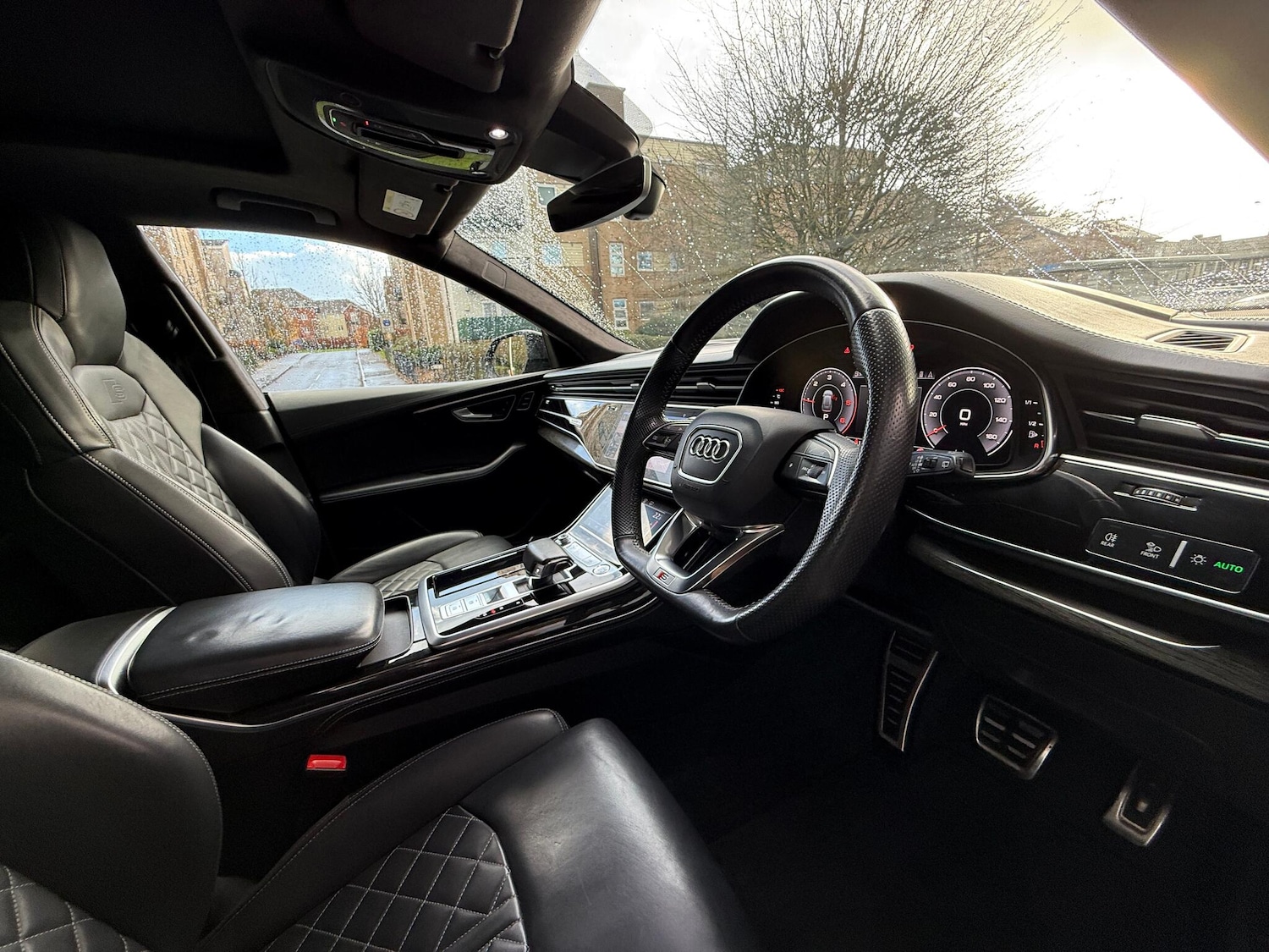 Used Audi Q8 2018 for sale - 77238489: Photo 10