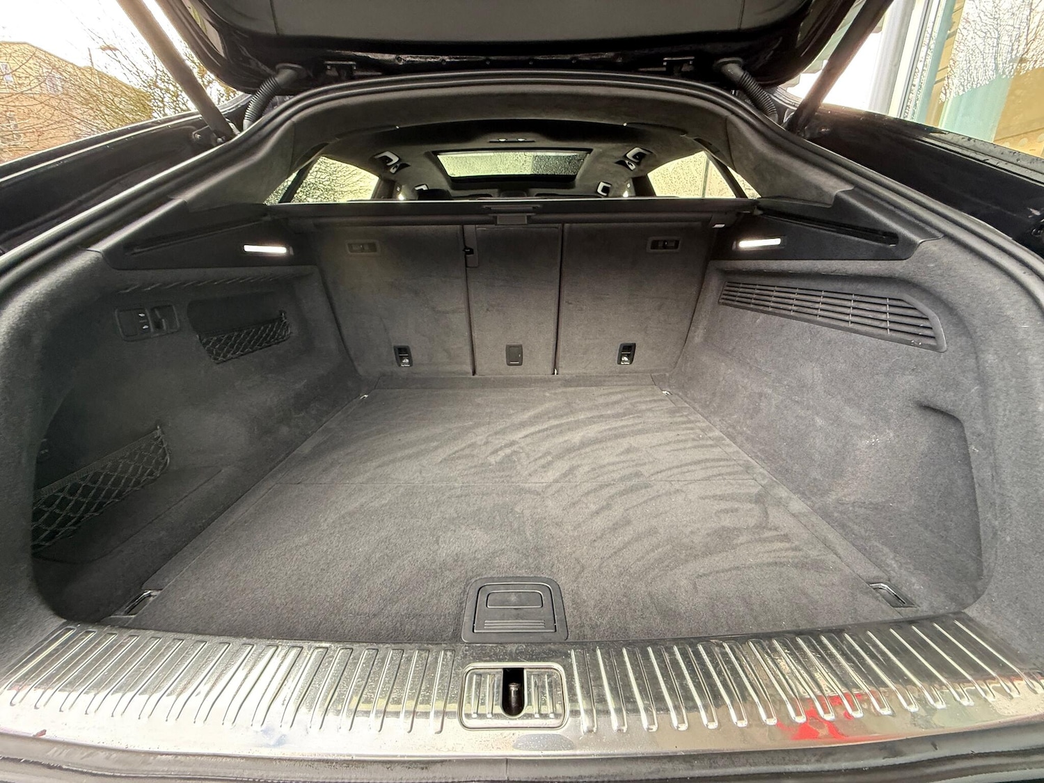 Used Audi Q8 2018 for sale - 77238489: Photo 56