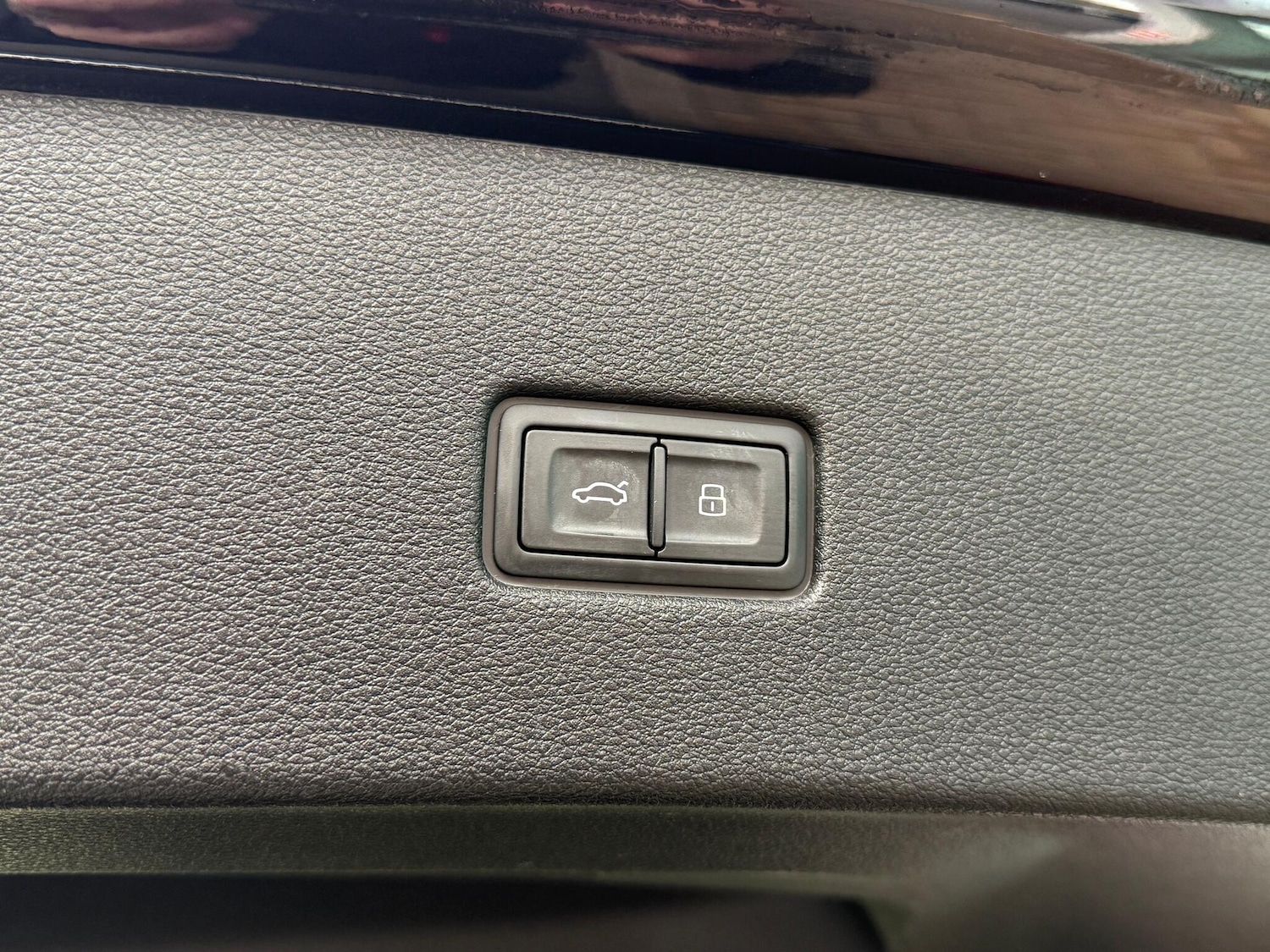 Used Audi Q8 2018 for sale - 77238489: Photo 57