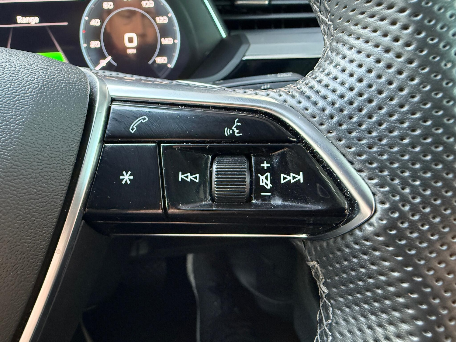 Used Audi e-tron for sale - 77279079: Photo 11