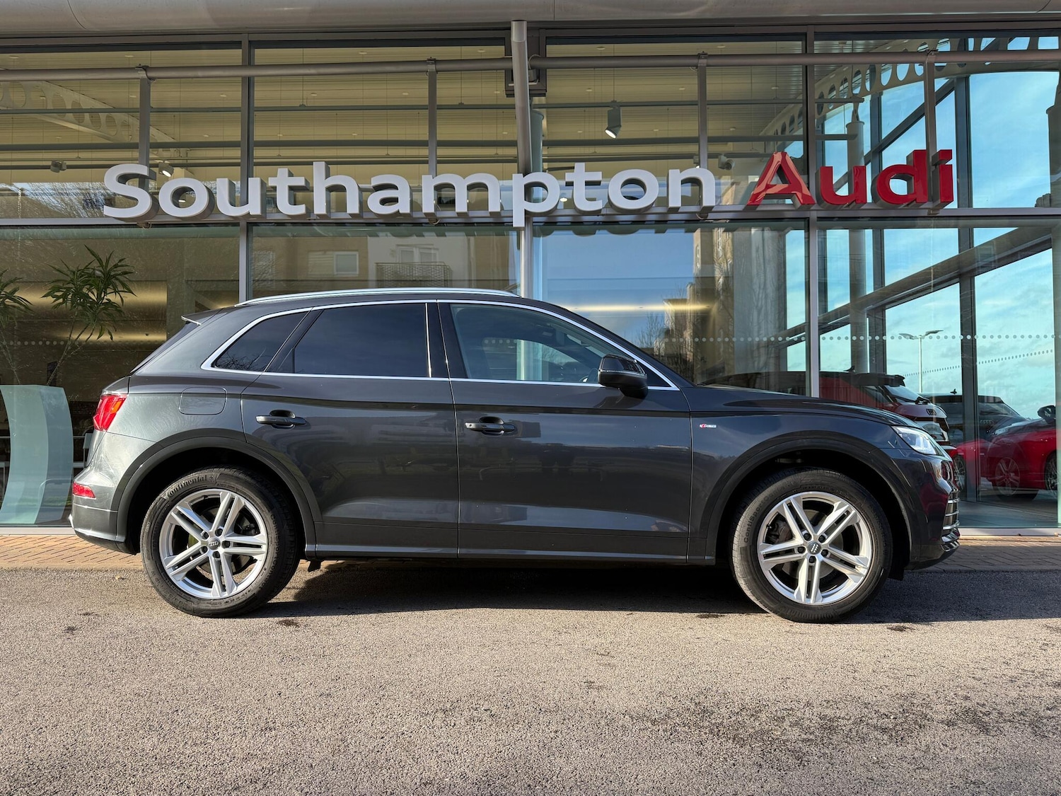 Used Audi Q5 for sale - 77279094: Photo 2