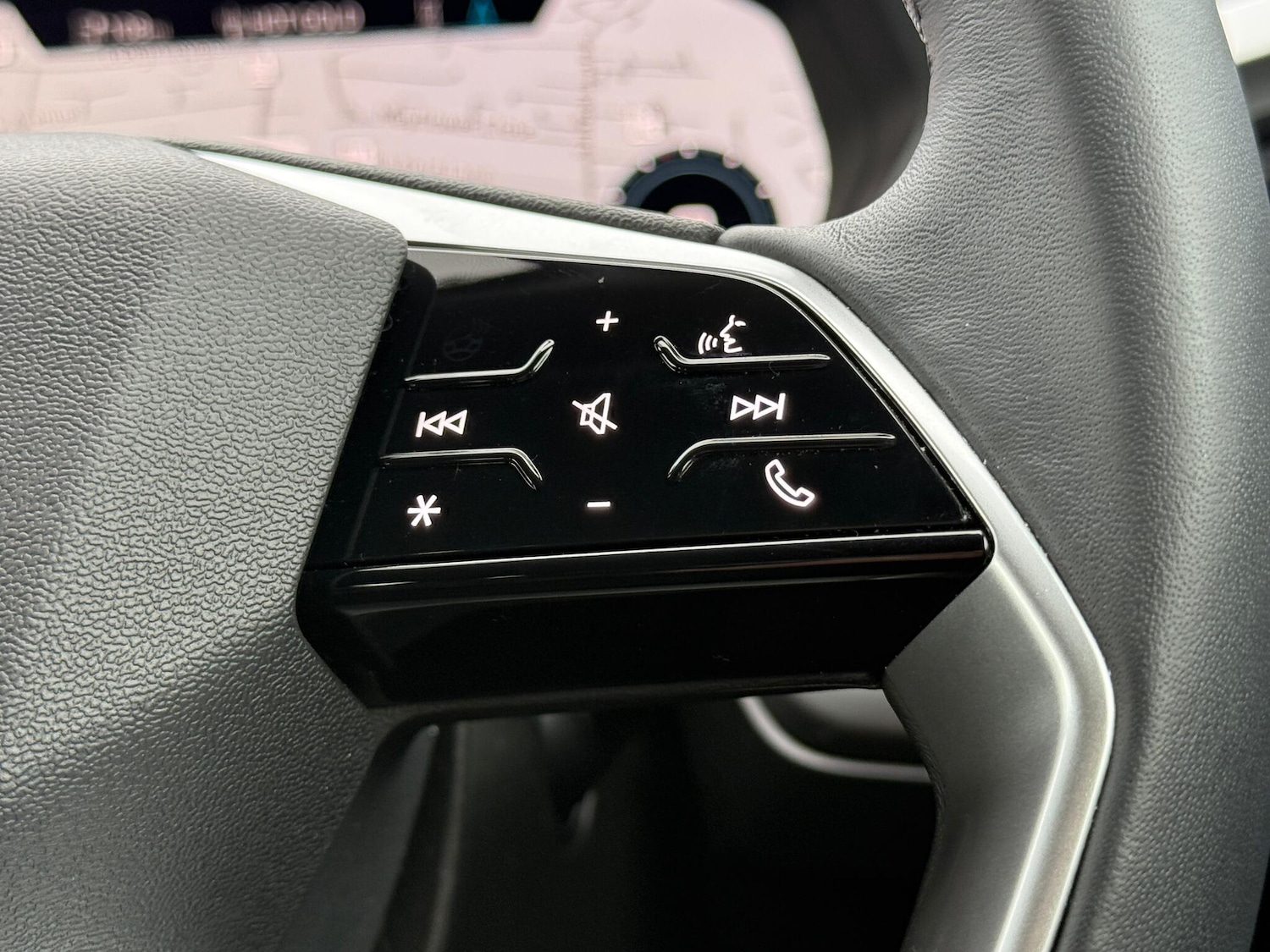 Used Audi Q4 e-tron 2024 for sale - 77624817: Photo 12