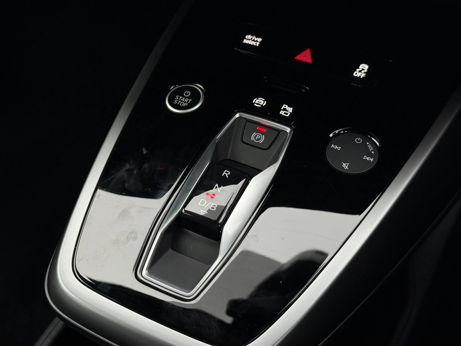 Used Audi Q4 e-tron 2024 for sale - 77624817: Photo 15