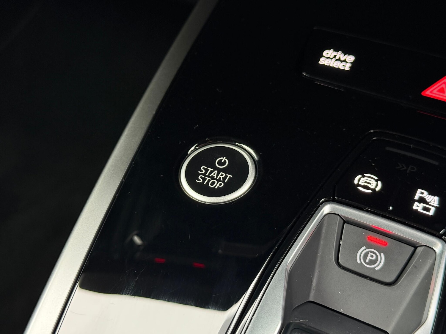 Used Audi Q4 e-tron 2024 for sale - 77624817: Photo 17