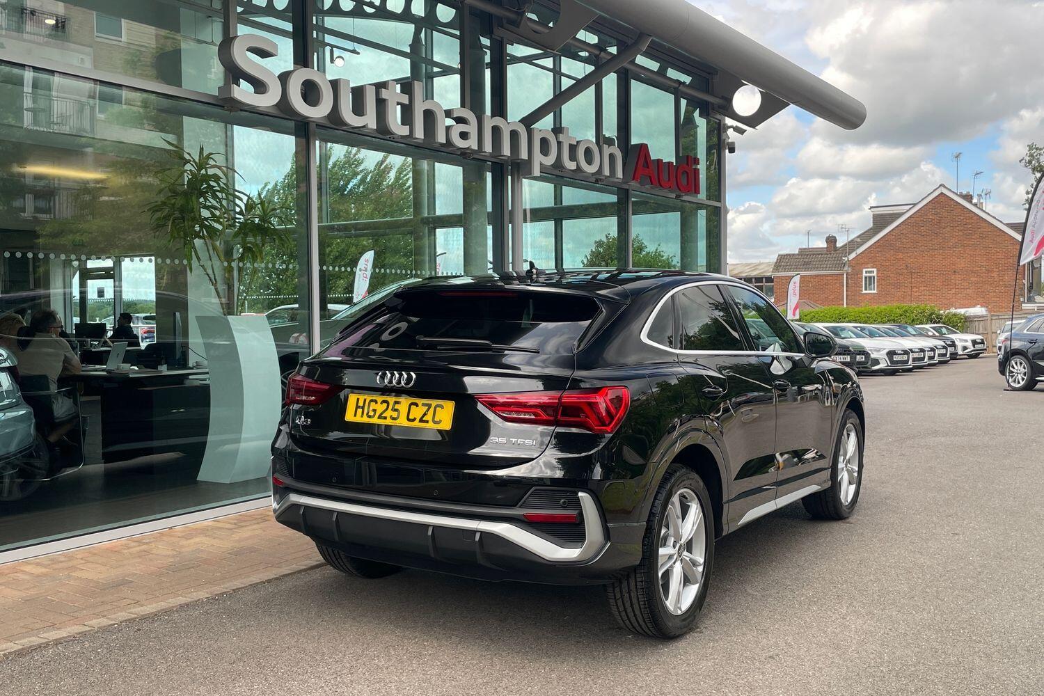 Used Audi Q3 2025 for sale - 76539095: Photo 6