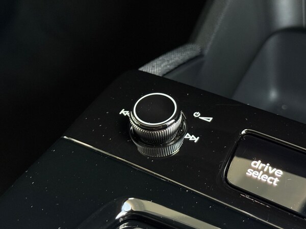 Used Audi Q6 e-tron 2025 for sale - 76259200: Photo 11
