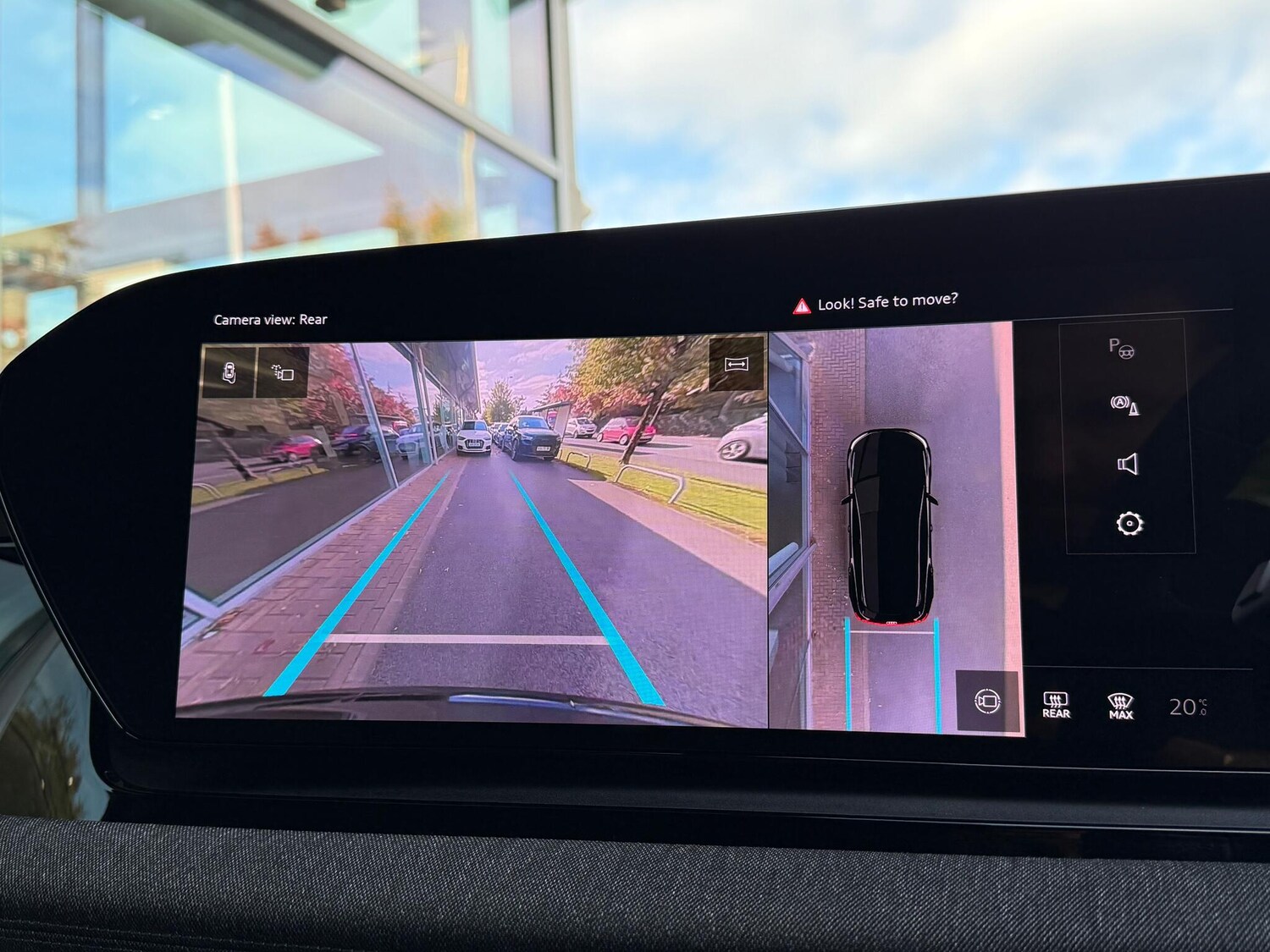 Used Audi Q6 e-tron 2025 for sale - 76259200: Photo 15