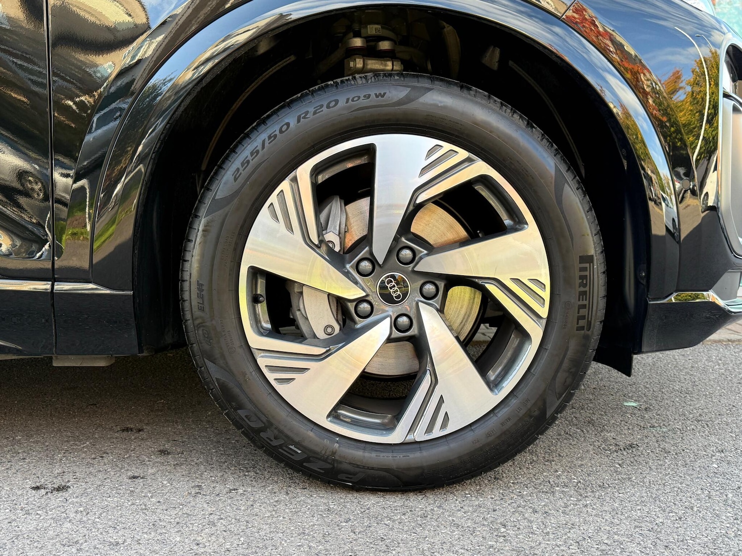 Used Audi Q6 e-tron 2025 for sale - 76259200: Photo 6