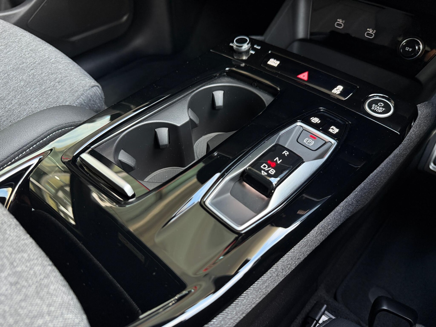 Used Audi Q6 e-tron 2025 for sale - 76259200: Photo 8