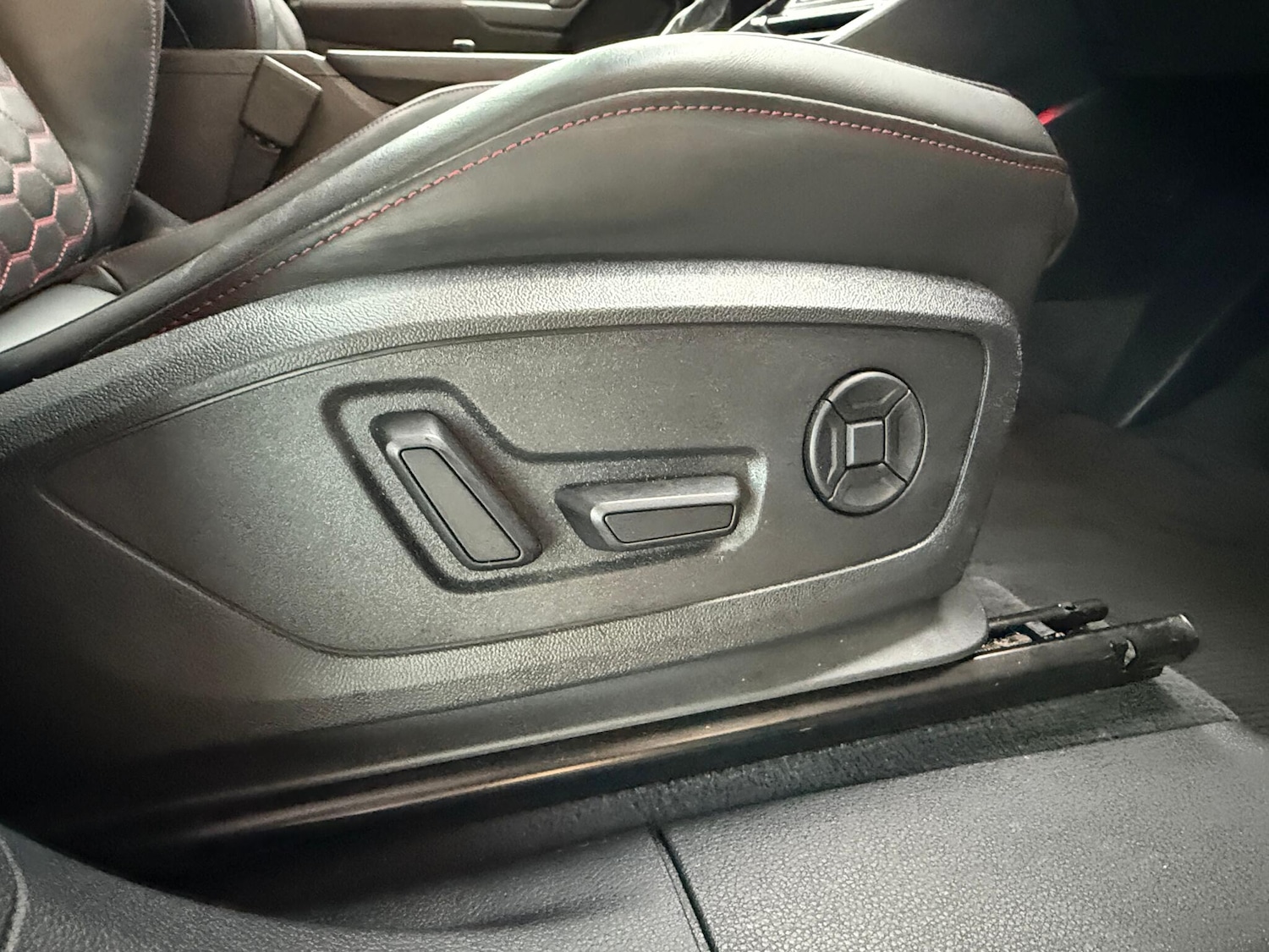 Used Audi RS Q3 for sale - 77175328: Photo 8