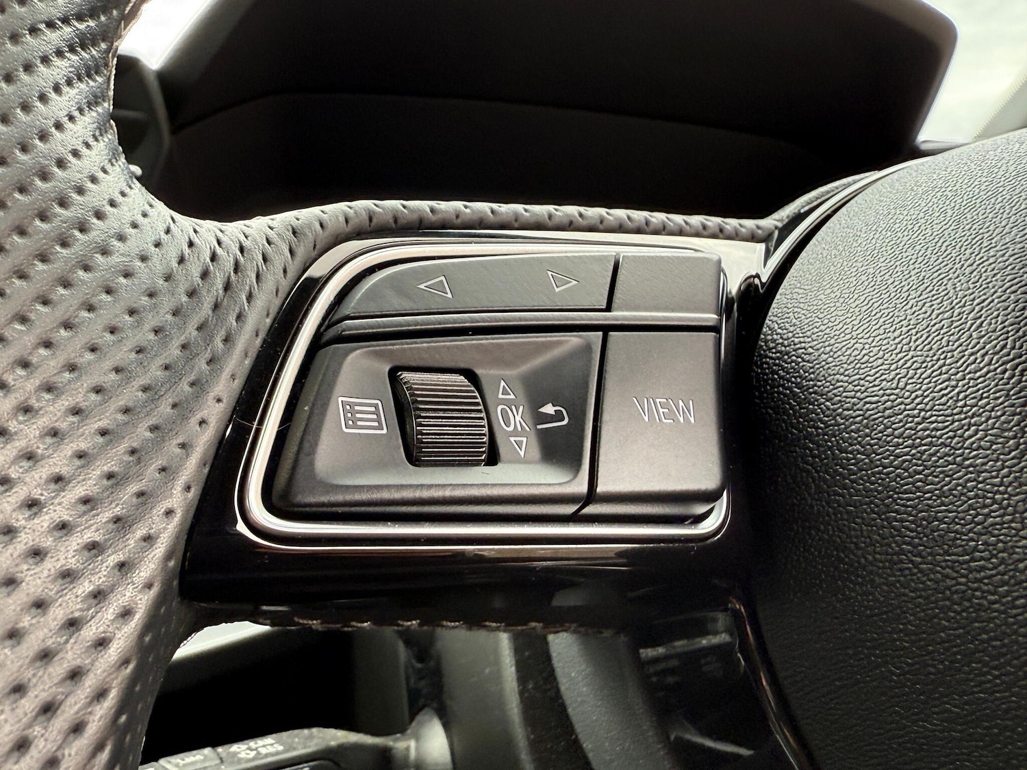 Used Audi S3 2023 for sale - 76337562: Photo 11