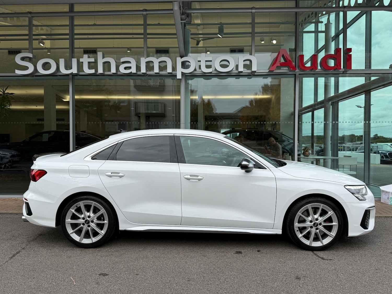 Used Audi S3 2023 for sale - 76337562: Photo 2