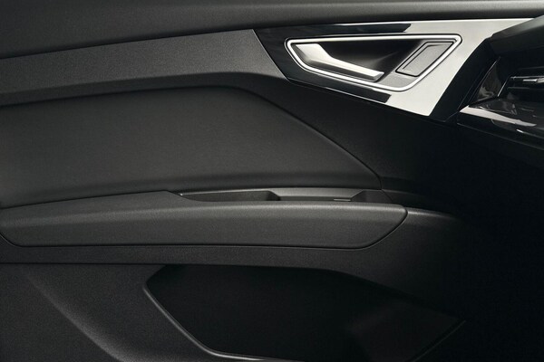 Used Audi Q4 e-tron 2023 for sale - 75520697: Photo 39