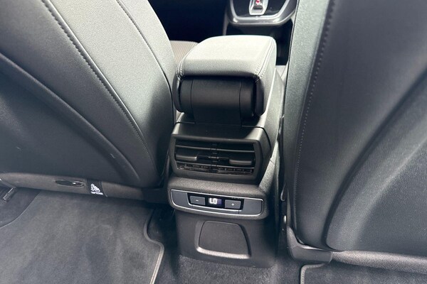 Used Audi Q4 e-tron 2023 for sale - 75520697: Photo 43