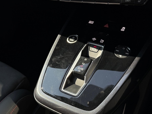 Used Audi Q4 e-tron 2023 for sale - 76108599: Photo 14