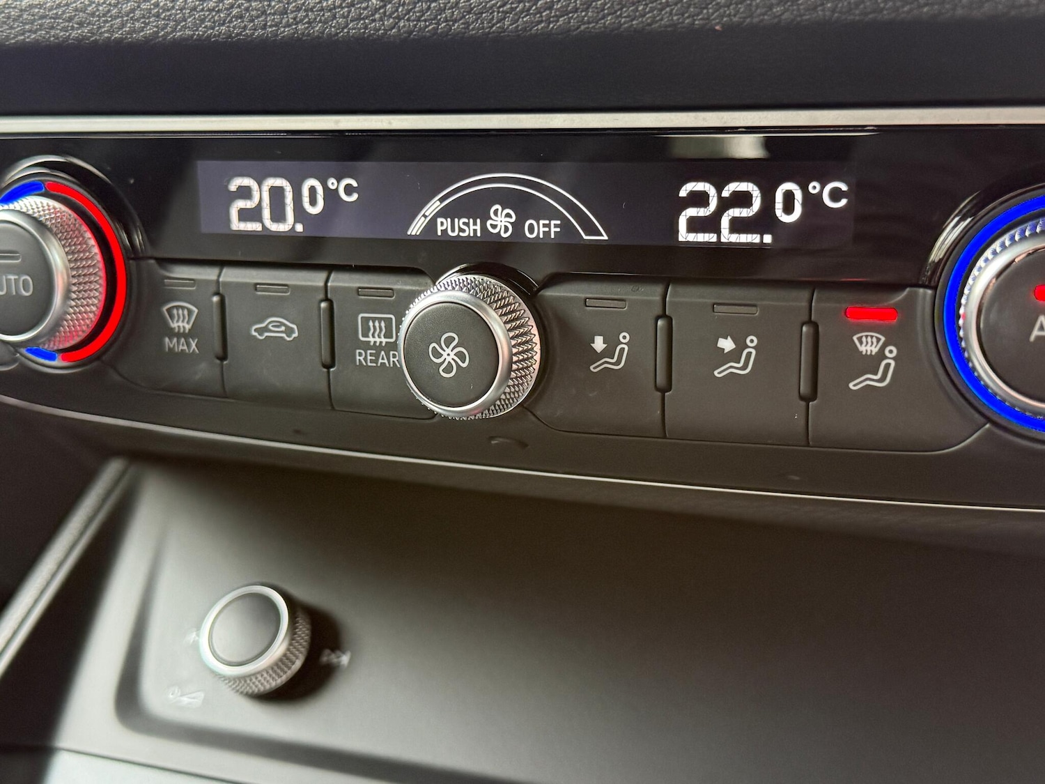 Used Audi Q3 2020 for sale - 77440173: Photo 13