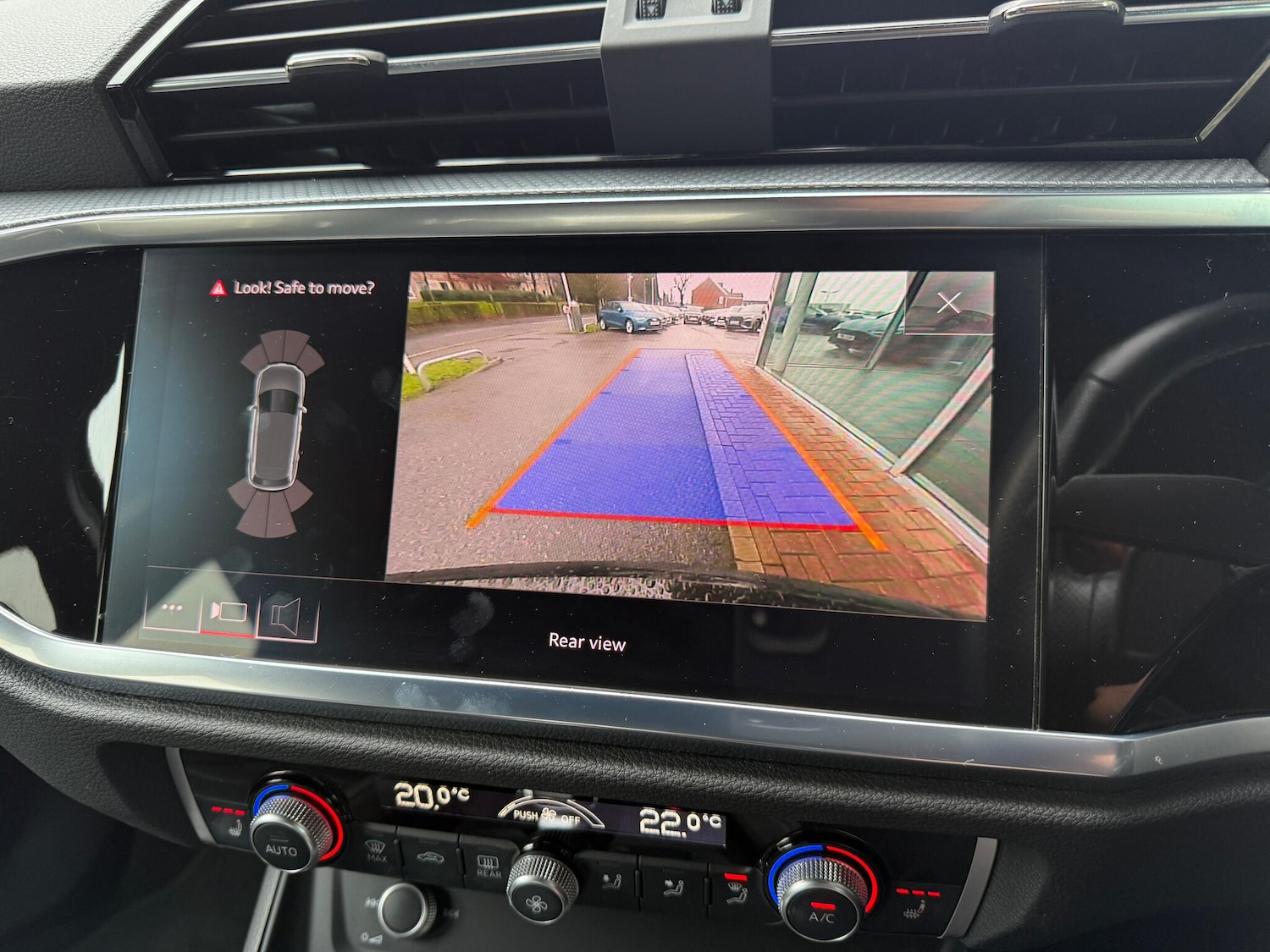 Used Audi Q3 2020 for sale - 77440173: Photo 5