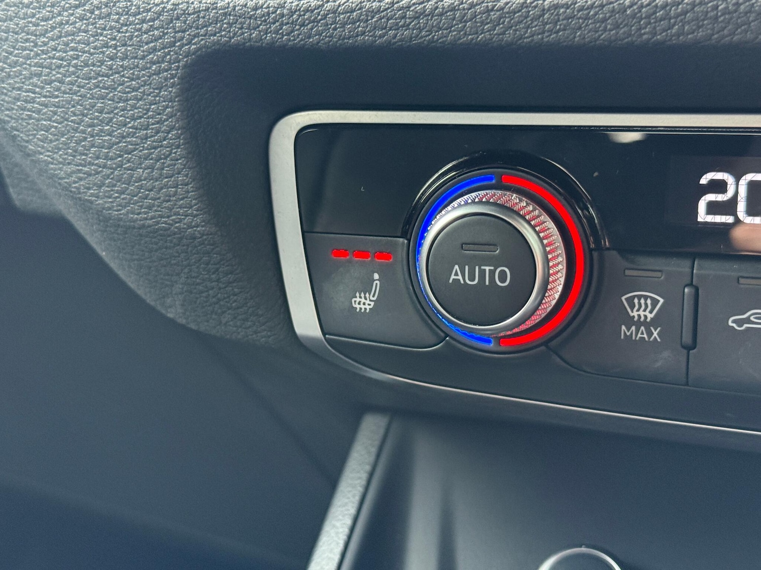 Used Audi Q3 2020 for sale - 77440173: Photo 7