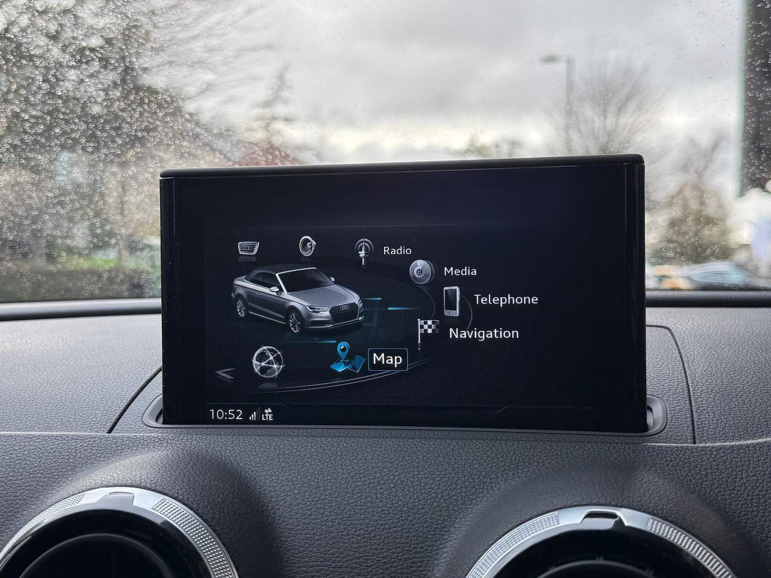 Used Audi A3 Cabriolet 2016 for sale - 76689128: Photo 33