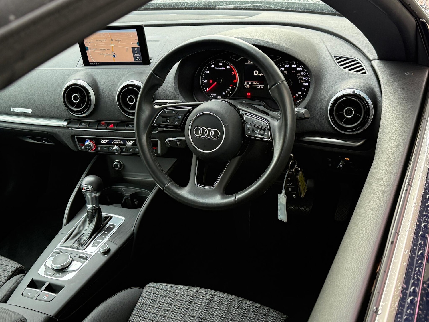 Used Audi A3 Cabriolet 2016 for sale - 76689128: Photo 37