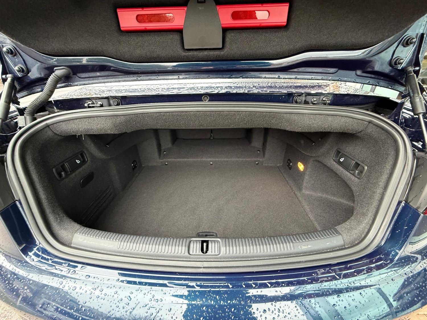 Used Audi A3 Cabriolet 2016 for sale - 76689128: Photo 45