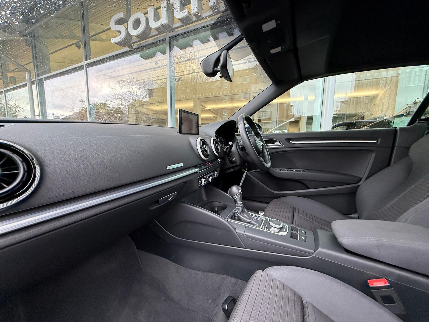 Used Audi A3 Cabriolet 2016 for sale - 76689128: Photo 5