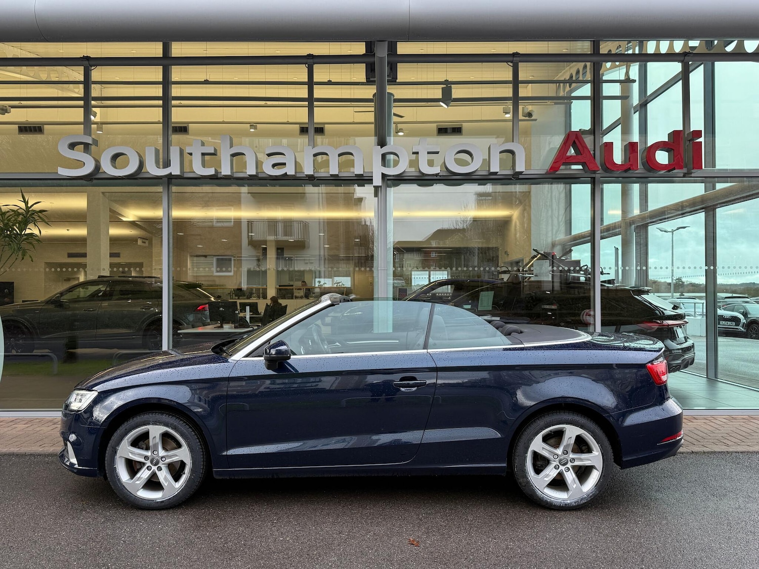 Used Audi A3 Cabriolet 2016 for sale - 76689128: Photo 63