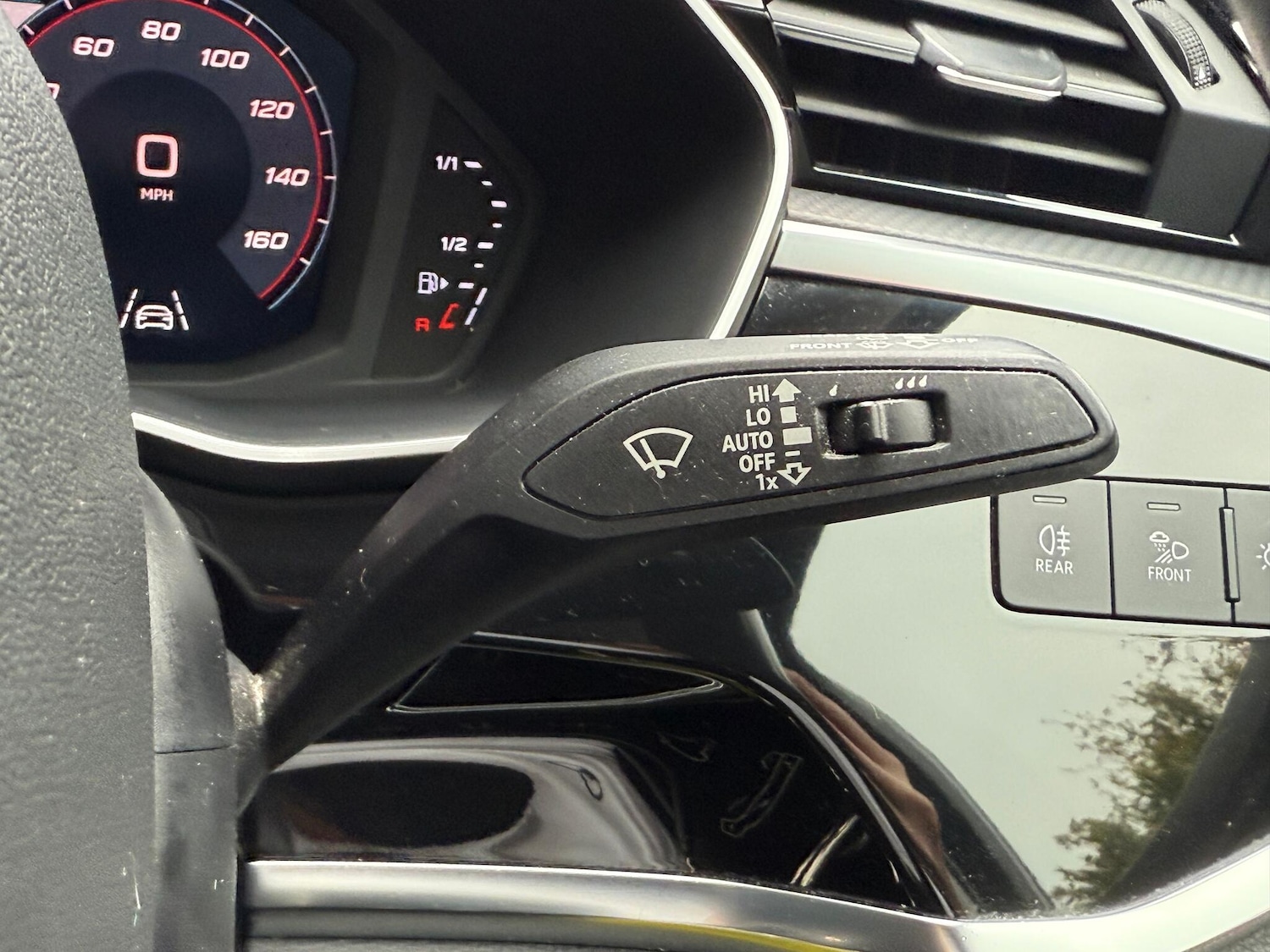 Used Audi Q3 2020 for sale - 76294621: Photo 15
