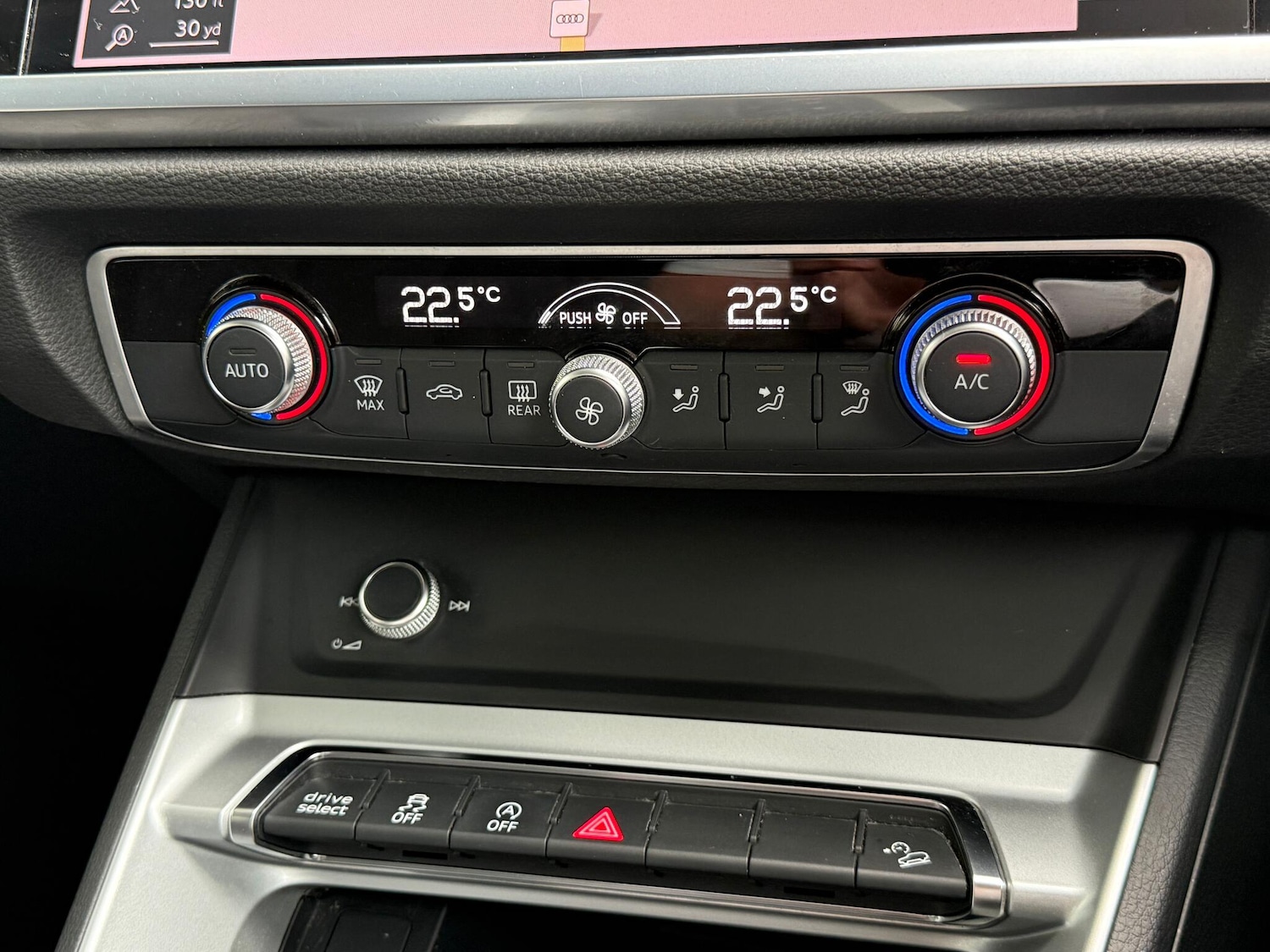 Used Audi Q3 2020 for sale - 76294621: Photo 16