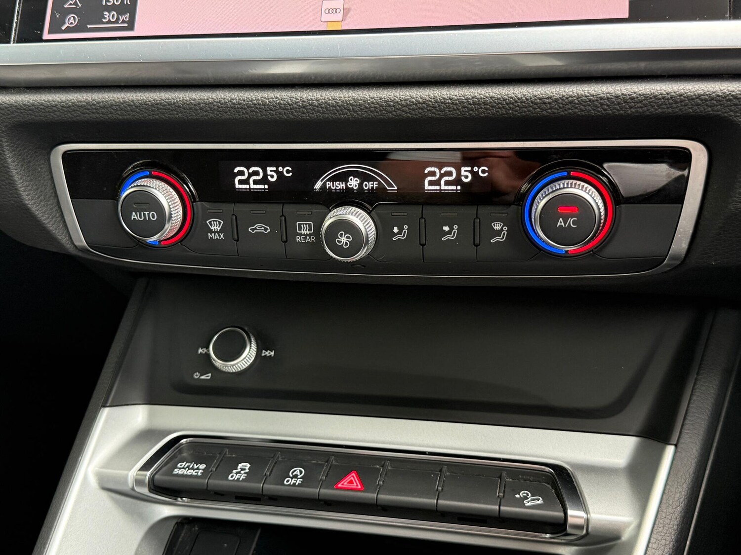 Used Audi Q3 2020 for sale - 76294621: Photo 54
